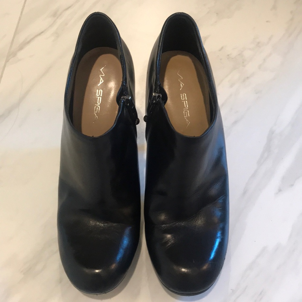 Black Via Spiga ankle boots